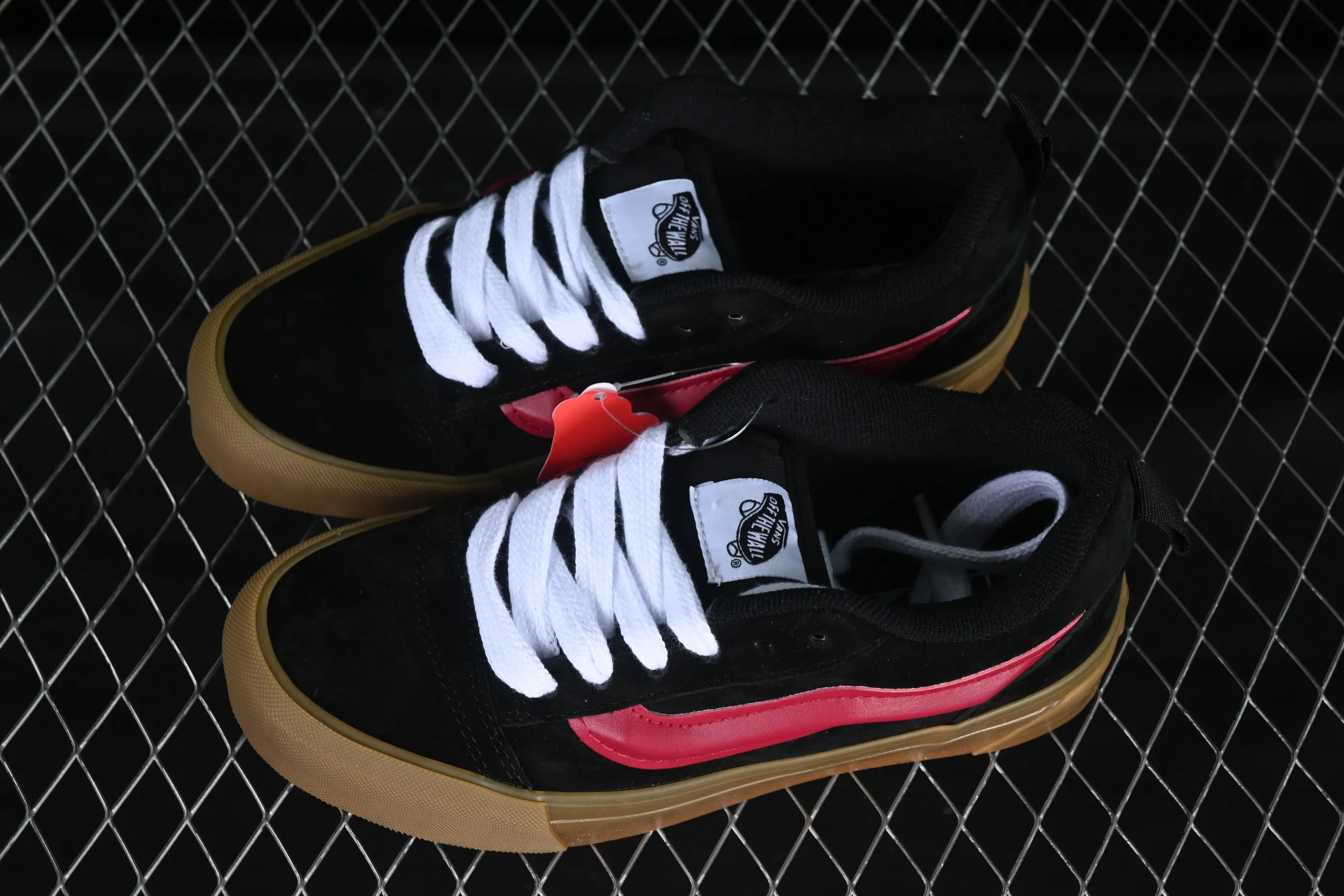 All categories Vans Vans series Vans Low Vans low-top Vans Knu Skool Vans low-top retro casual fat bread shoes VN0009QCB9M